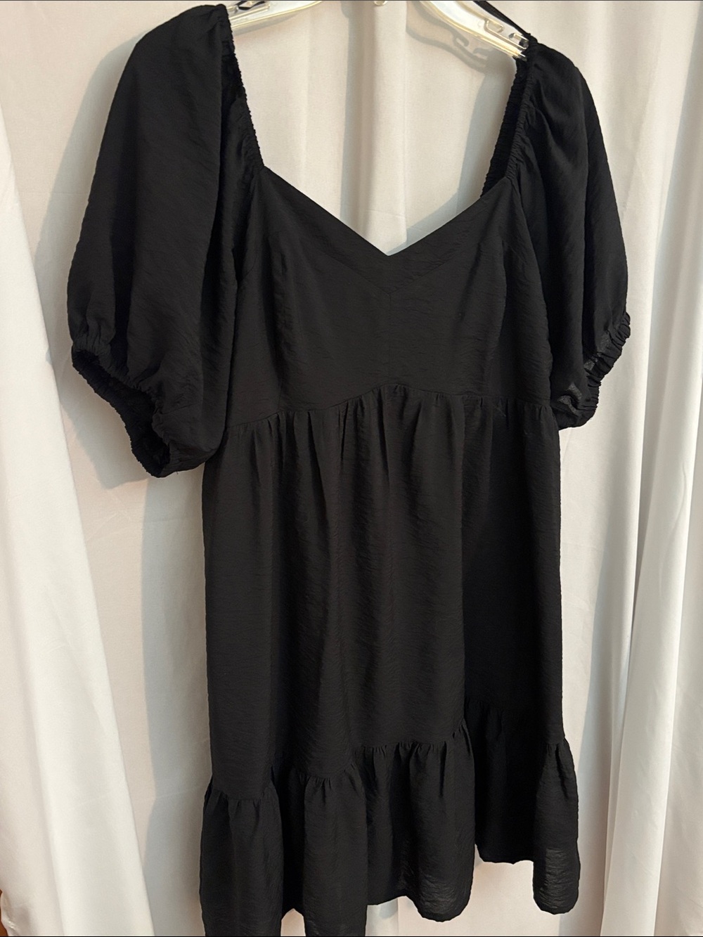 Nine West Black Babydoll, Puff-Sleeve, Tiered Mini Dress LBD Size Large - Picture 4 of 16